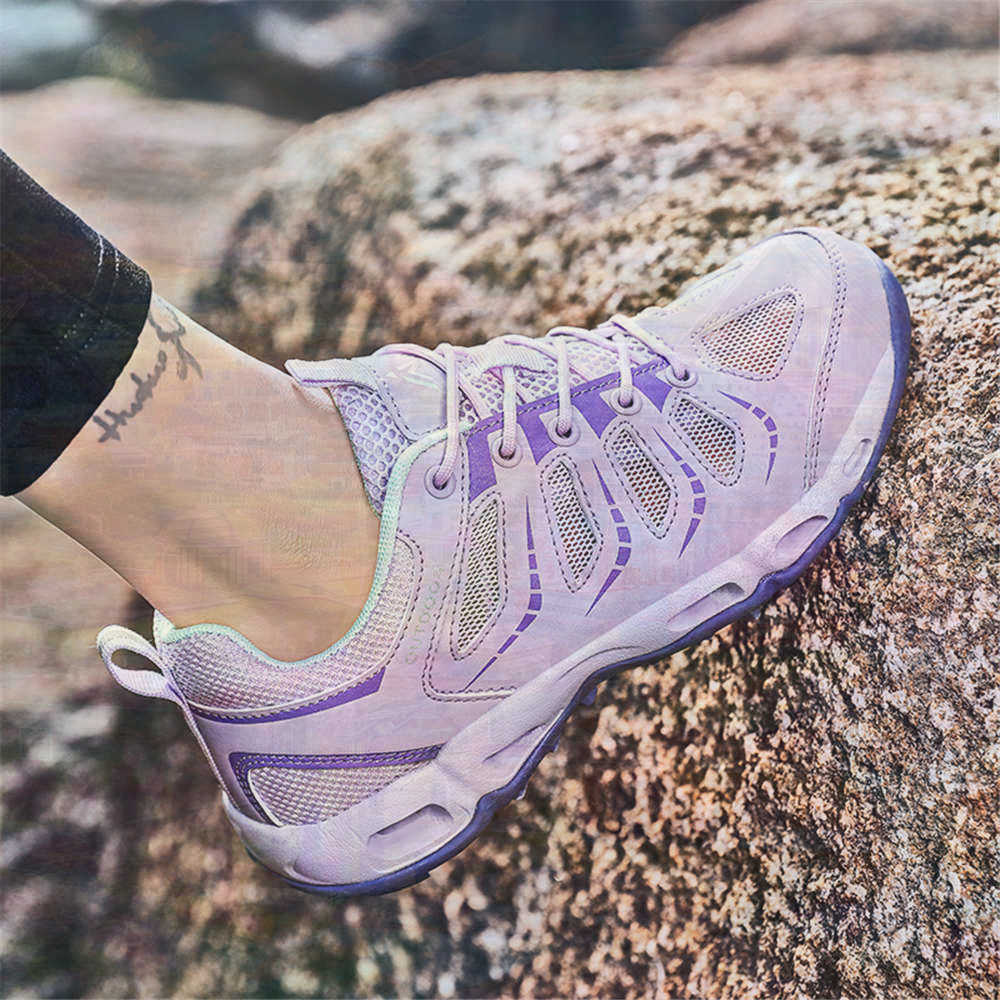 Sumer Round Tip Silver Sneaker - Outdoor Sports Store 리뷰 및 가격