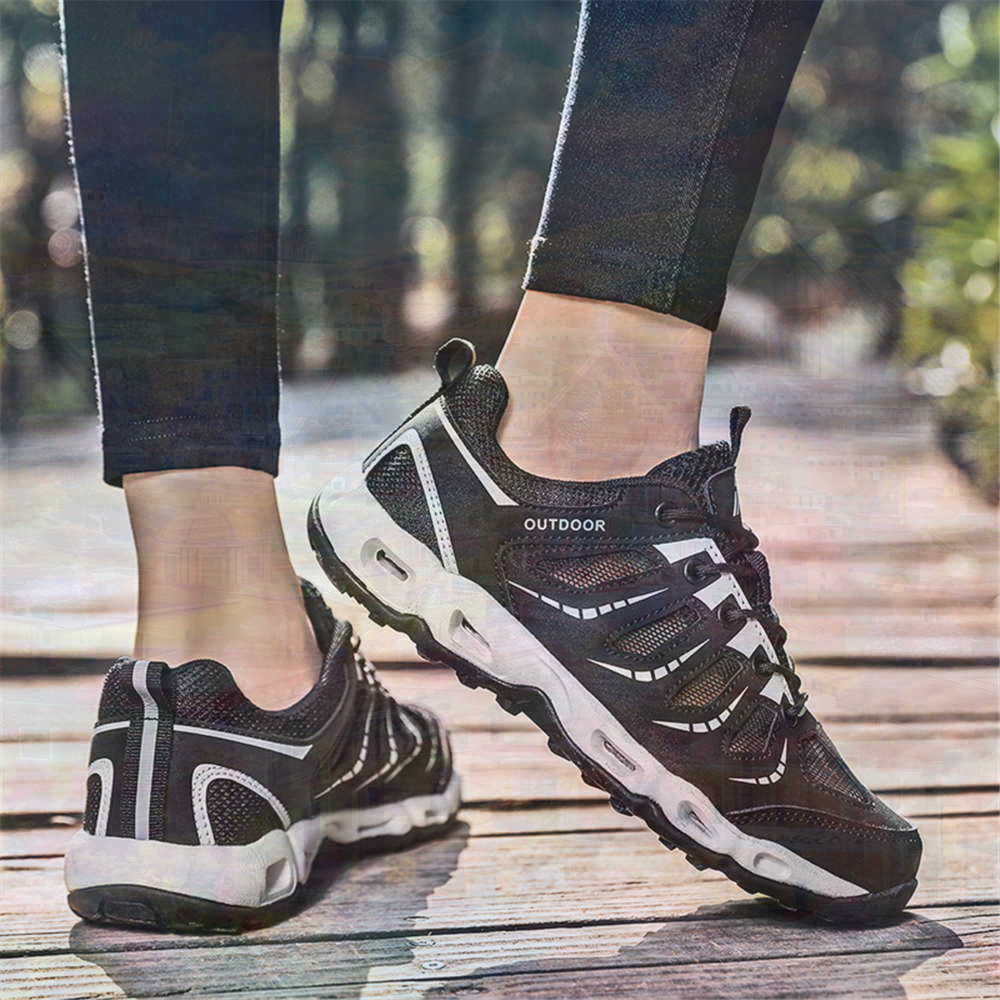 Sumer Round Tip Silver Sneaker - Outdoor Sports Store 리뷰 및 가격